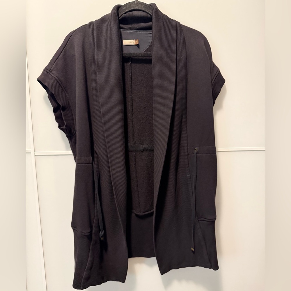 Aritzia Wilfred Black Short Sleeve Sweatshirt Style Cardigan